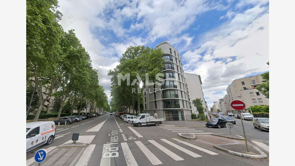 Local commercial à louer 150m² à Lyon 7e Bd Farges