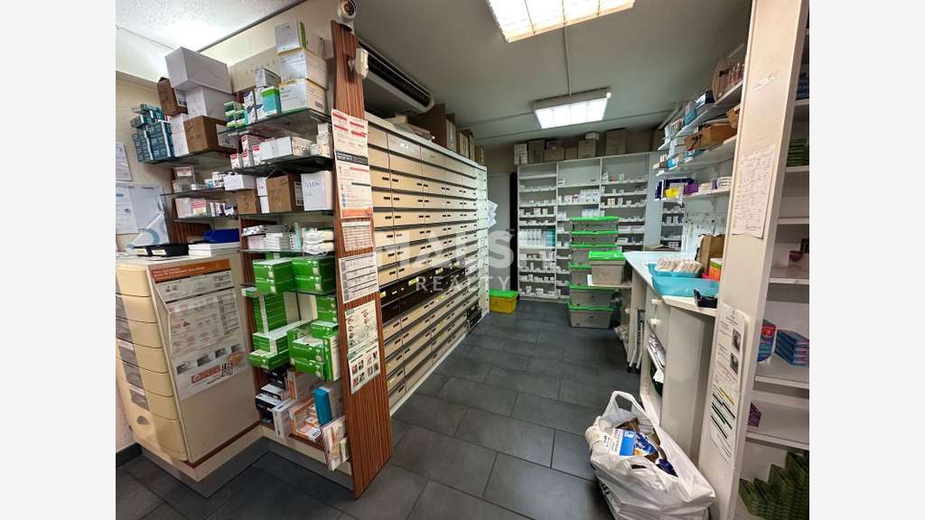 Local commercial à louer 150m² à Lyon 7e Bd Farges