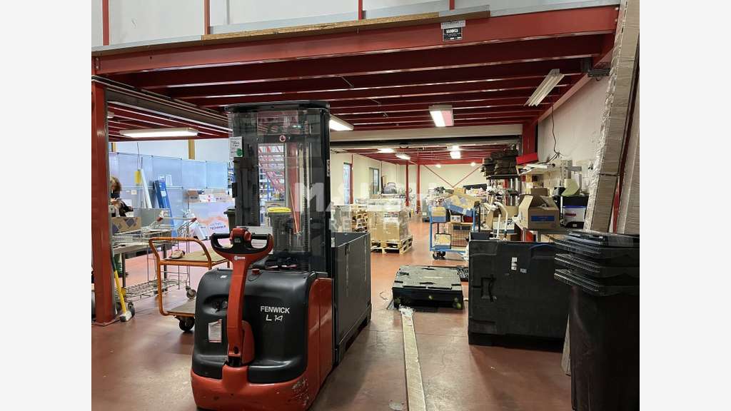 A LOUER - Local commercial 970 m² - LYON 7