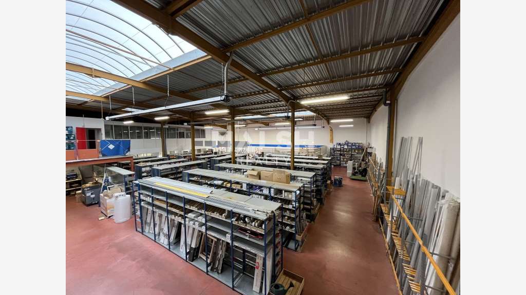 A LOUER - Local commercial 970 m² - LYON 7