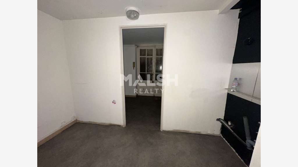 A louer local 80m² Lyon 8e Av Frères Lumière