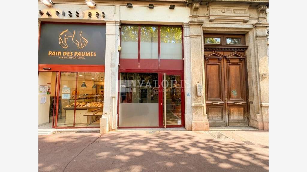 LYON - LOCAL COMMERCIAL à louer