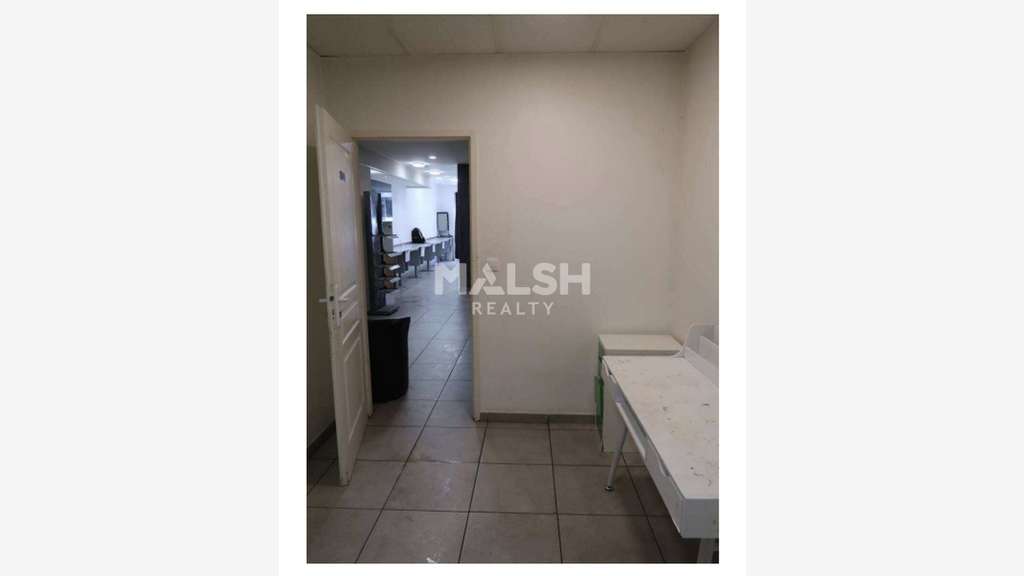 A louer local 67m² Grande Rue de Vaise à Lyon 9e