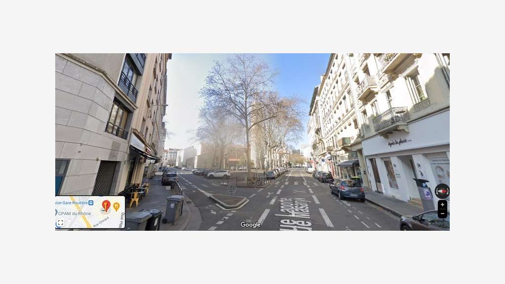 A louer local ou bureaux très bel empl à Lyon 9eme