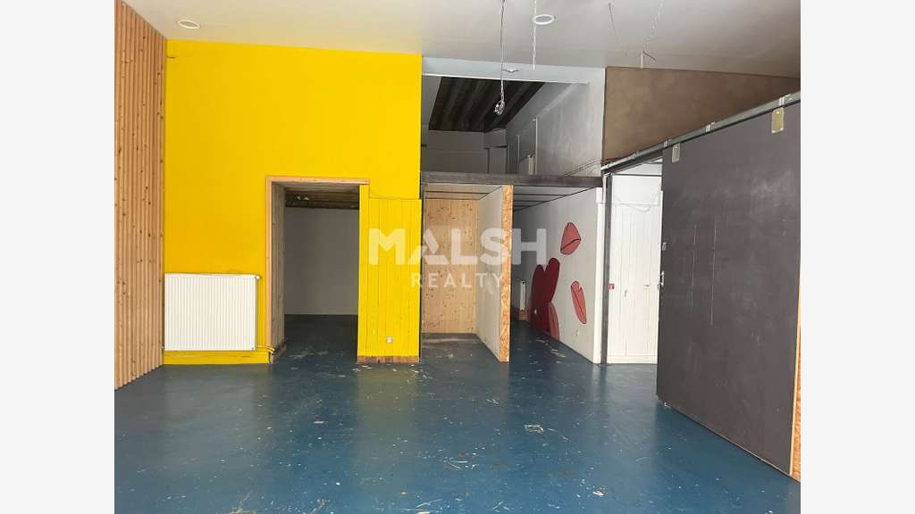 A louer local commercial 173m² Lyon 9e Gare Vaise