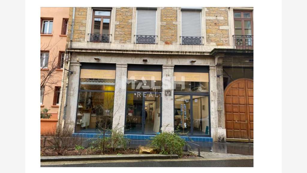 A louer local commercial 173m² Lyon 9e Gare Vaise