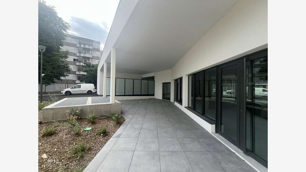 Commerces Neufs à louer Lyon 9 Programme Enova