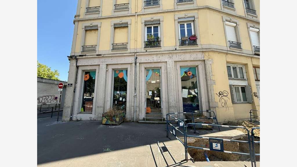 LYON 9 - LOCAL COMMERCIAL à louer