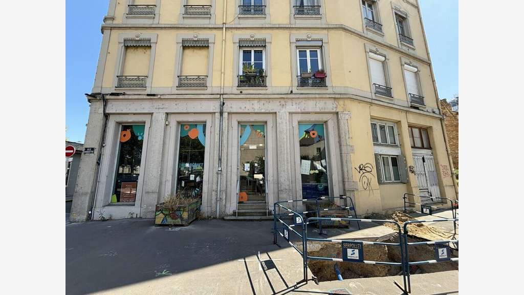 LYON 9 - LOCAL COMMERCIAL à louer