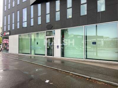 LOCAL COMMERCIAL À LOUER - 120 m² - LYON 9