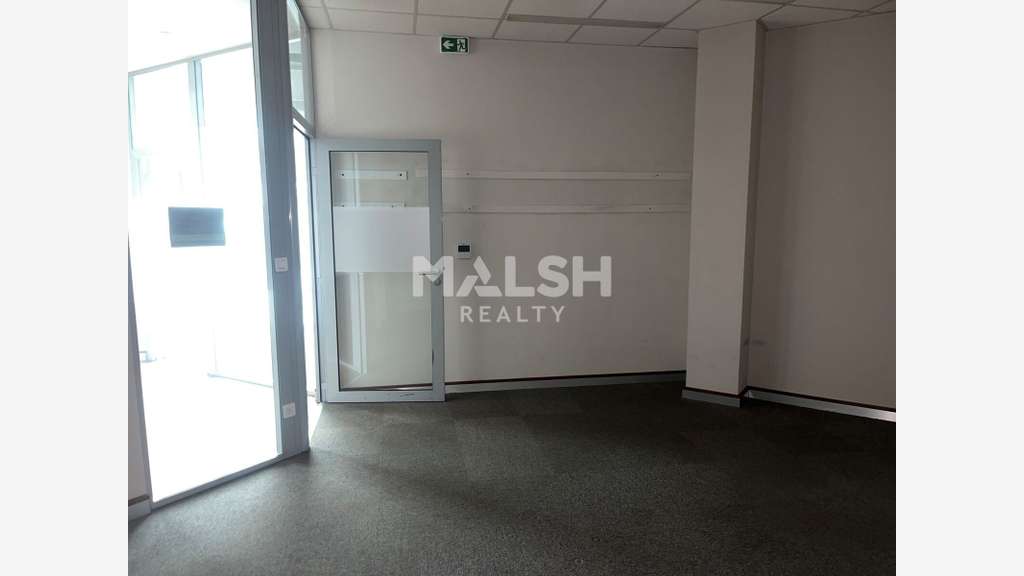 LOCAL COMMERCIAL À LOUER - 120 m² - LYON 9