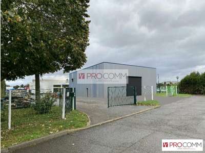 Local commercial 370m² à louer ZA Mainvilliers 