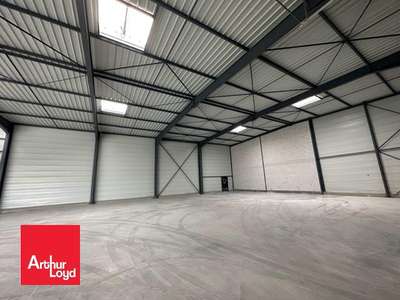 A louer local d'activités de 347m² à Mainvilliers