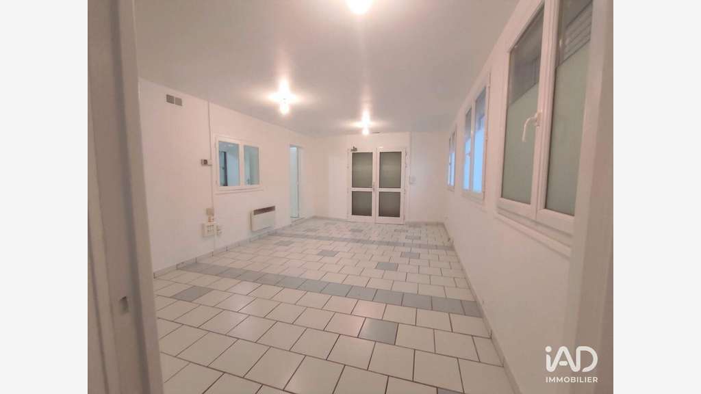 A louer ensemble de bureaux rénovés à Mainvilliers