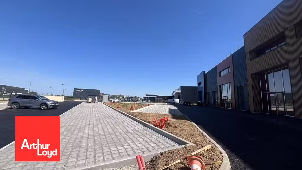 A louer locaux neufs 160m² Chartres agglomération