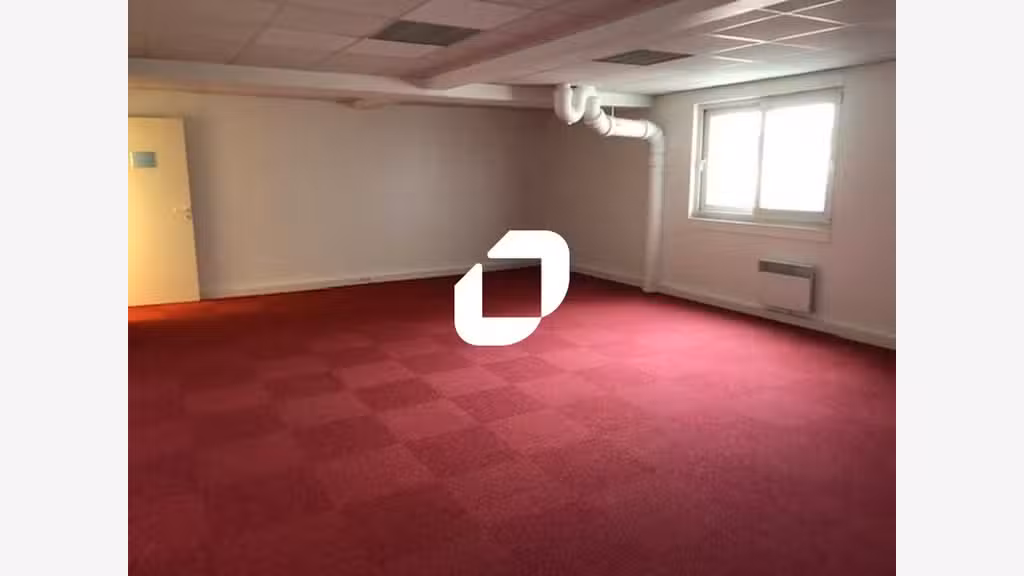 A louer Local commercial 2100m² Maisons alfort