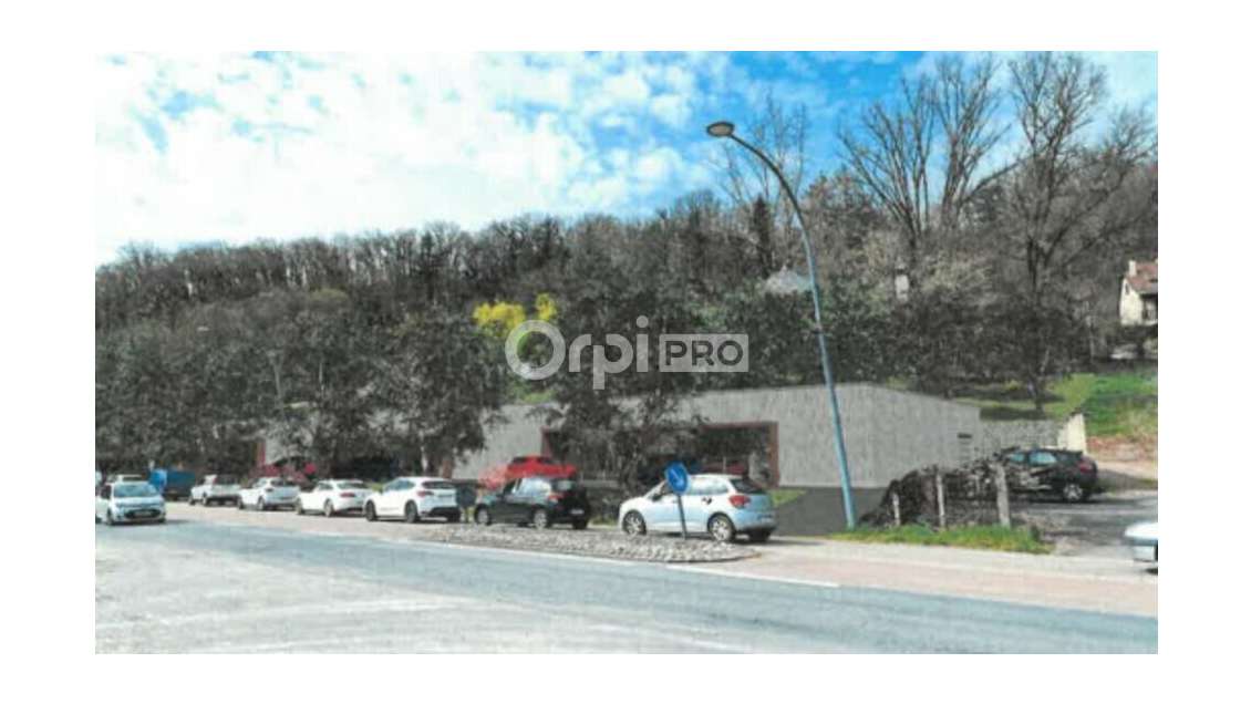 A louer ensemble commercial de 990m² à Malemort