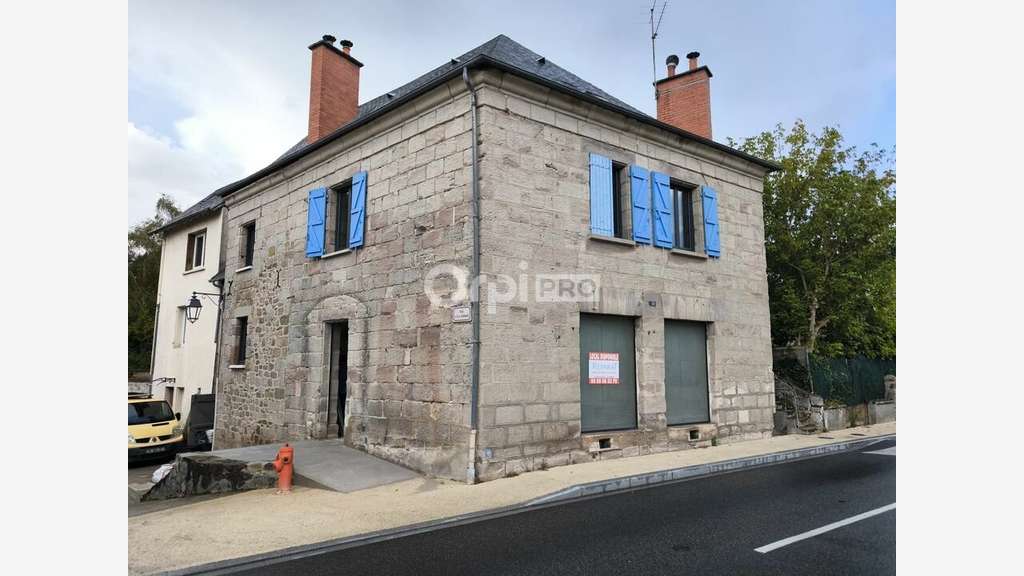 A louer local 80m² face au Correzium à Malemort