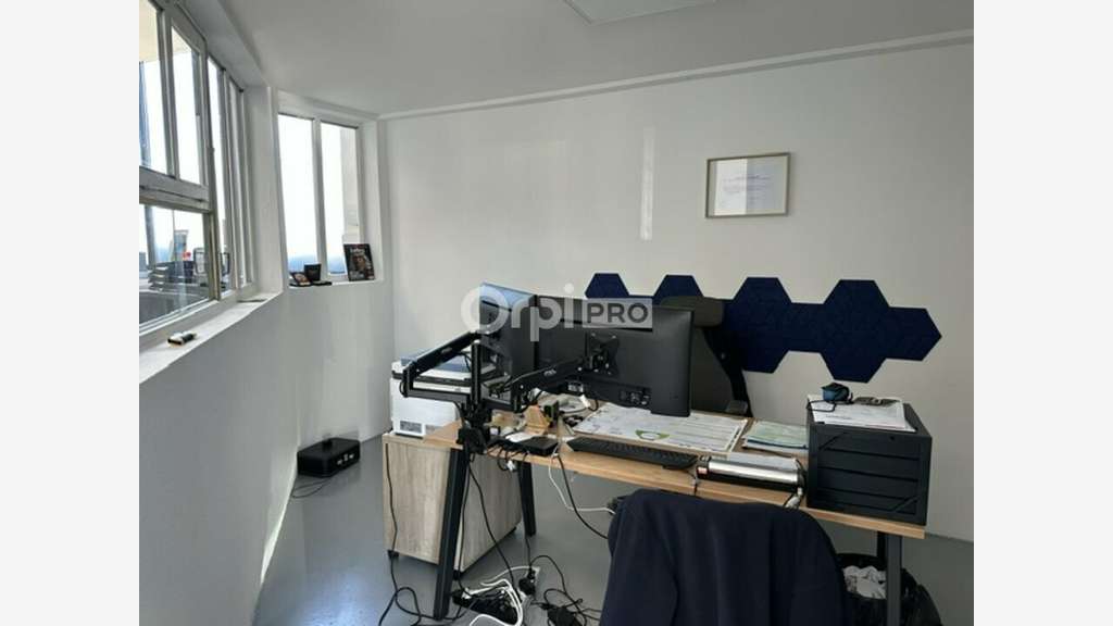 Loue local commercial 200m² Malemort-sur-Corrèze