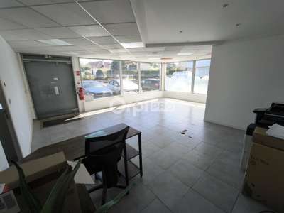 Loue local commercial 240m² à Malemort sur Corrèze