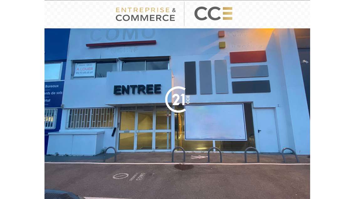 A louer local 450m² à Mandelieu Les Tourrades