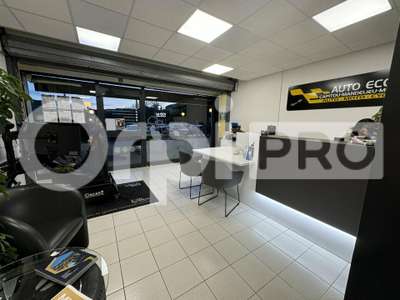 Location Locaux commerciaux - Boutiques à Mandelieu-la-Napoule