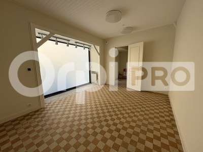 Location Locaux commerciaux - Boutiques à Mandres-les-Roses