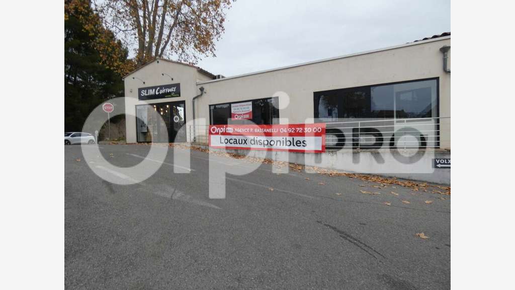 Local 30m² promenade Aubert Millot à Manosque