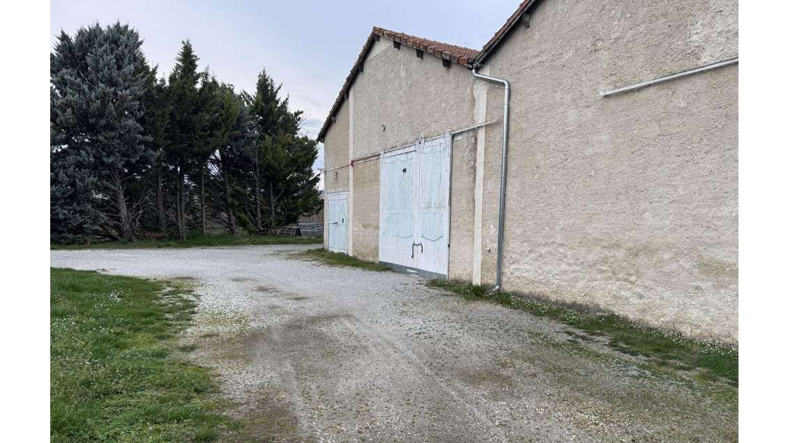 Location hangar de 130m² à Manosque St Joseph