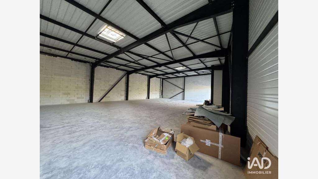 Location local 350m²  empl de choix à Manosque 