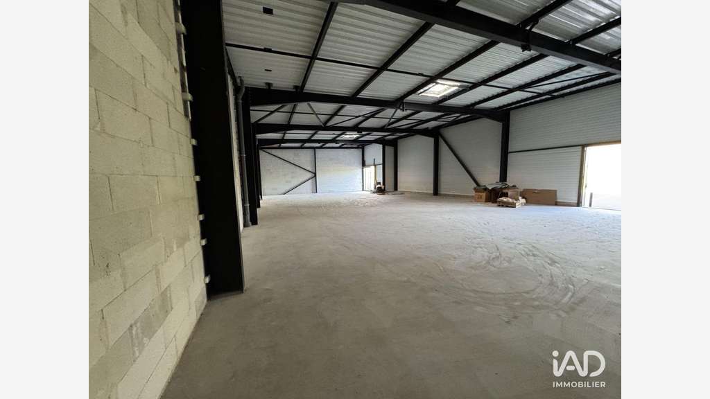 Location local 350m²  empl de choix à Manosque 
