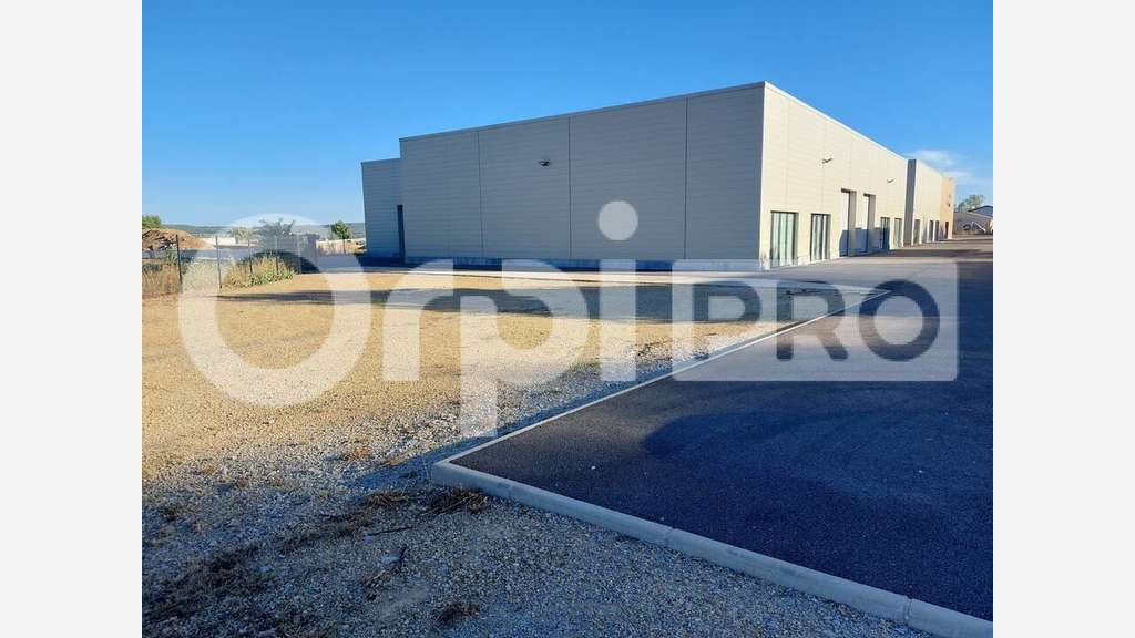 A louer local commercial artisanal 295m² Manosque
