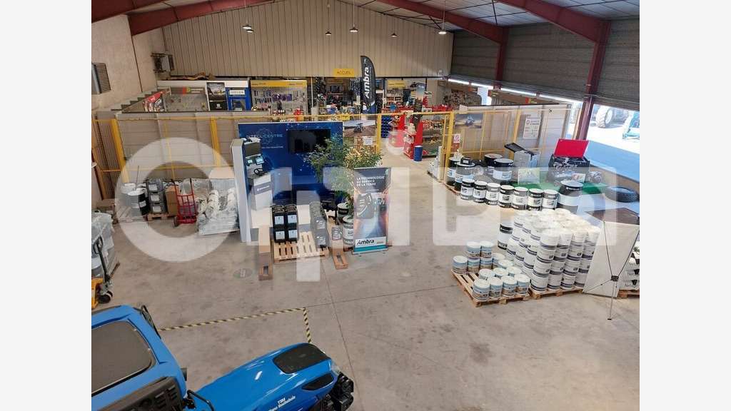 MANOSQUE - LOCAL COMMERCIAL à louer