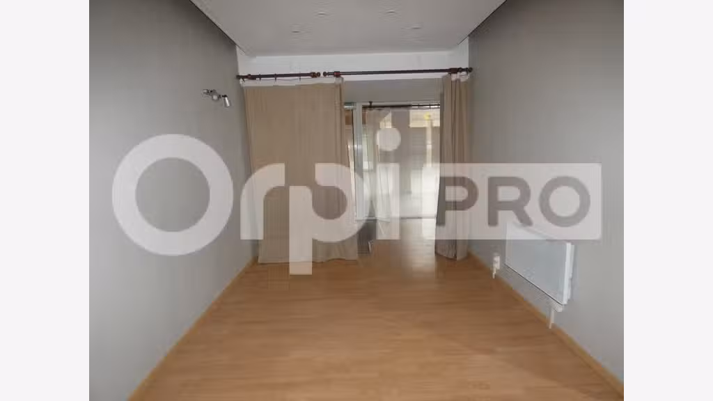 A louer local professionnel 25m² en RDC à Manosque