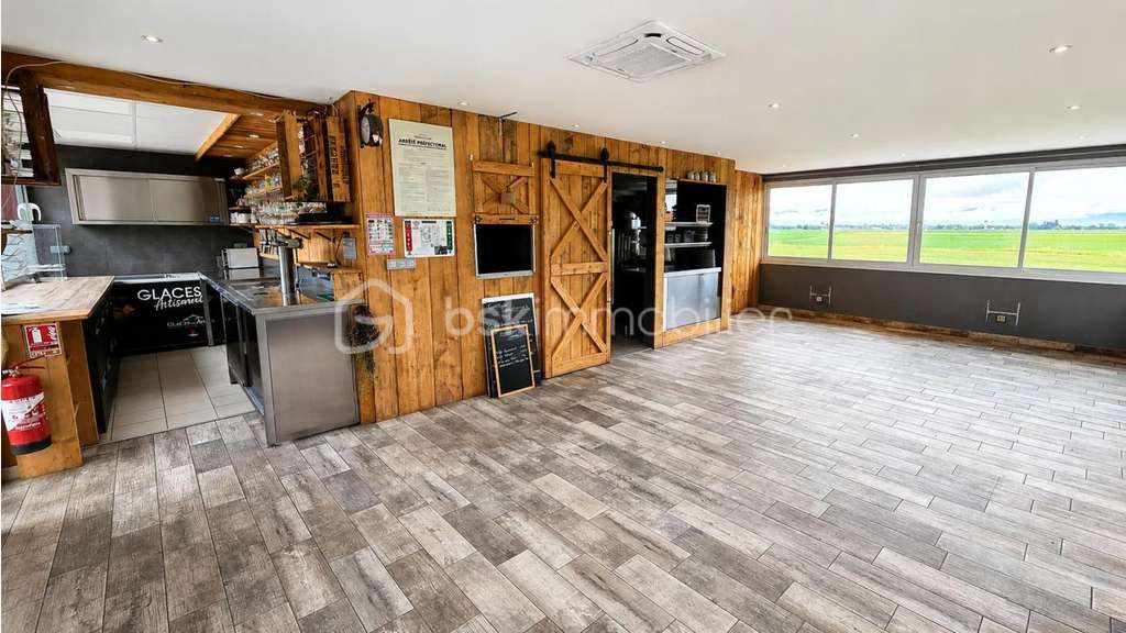 Loue ensemble immobilier de 190m² à Marckolsheim