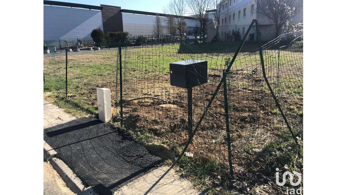 Local commercial à Mareuil-Lès-Meaux