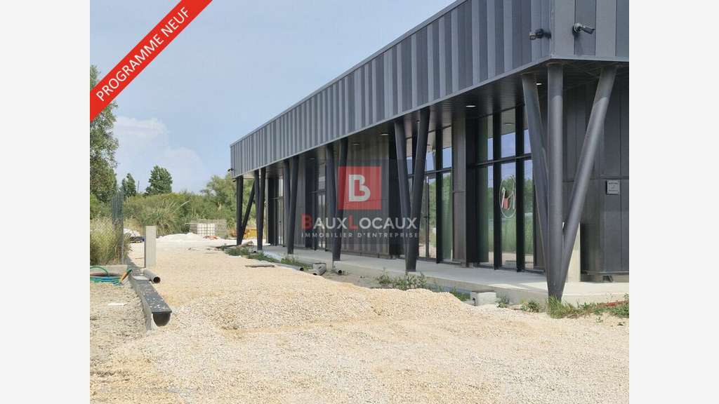 Locaux commerciaux neufs à louer à Marignane