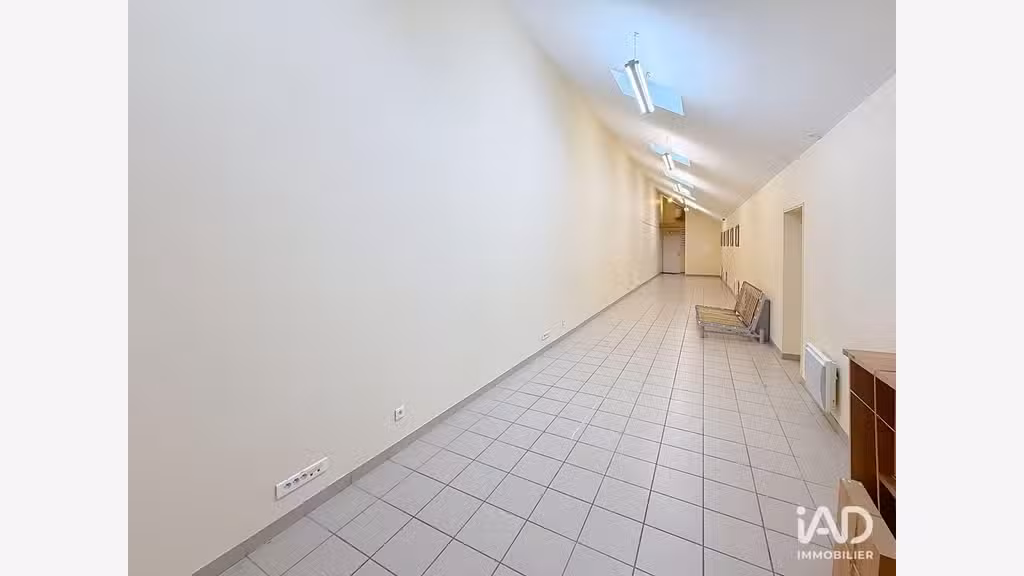 A louer Boutique de 71m² à Marly-le-Roi prox gare