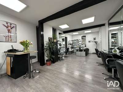 A louer murs salon de coiffure à Marmande