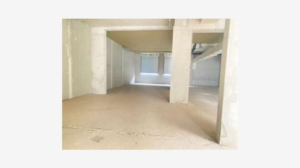 A louer cellule brute neuve 1000m² à Marseille 14e