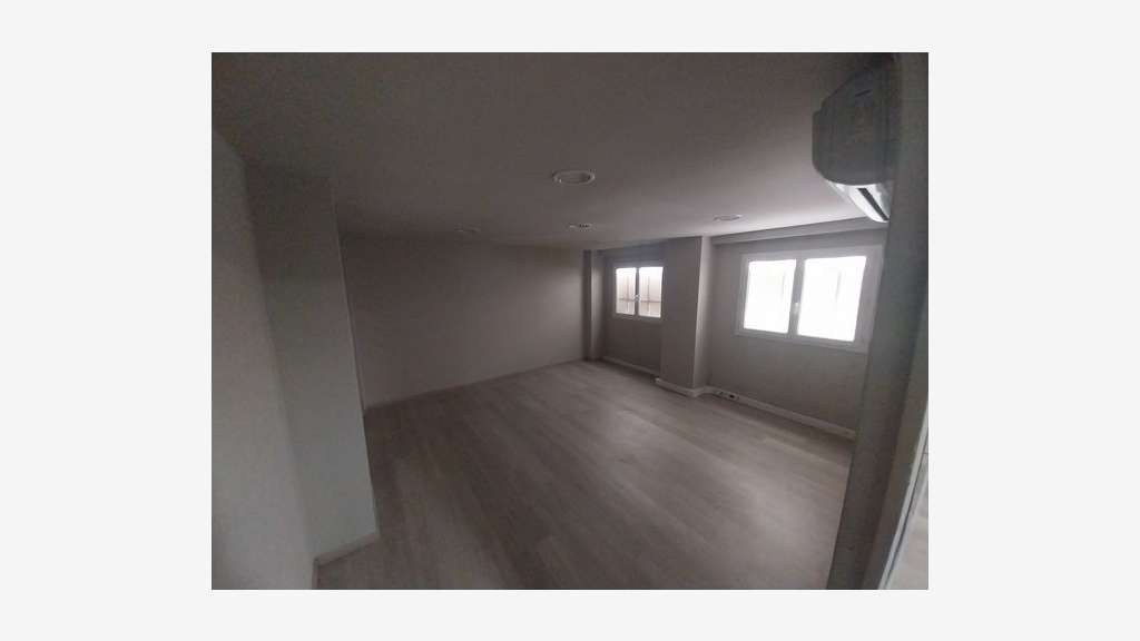 À louer local commercial 175m² à Marseille centre