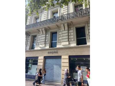 Location Locaux commerciaux - Boutiques à Marseille 1er