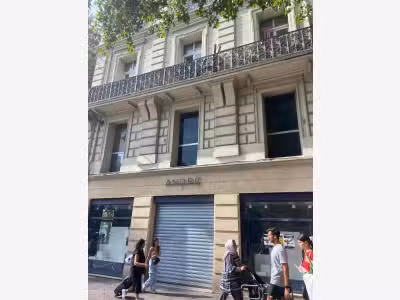 À louer local commercial 429m² Marseille Canebière