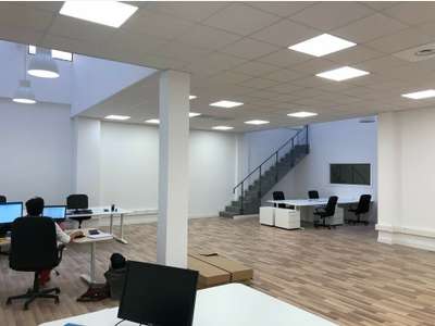 A louer bureaux rénovés 258m² 13002 Marseille