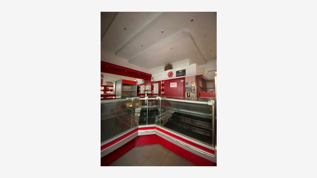 À louer local commercial de 33m² à Marseille 13003