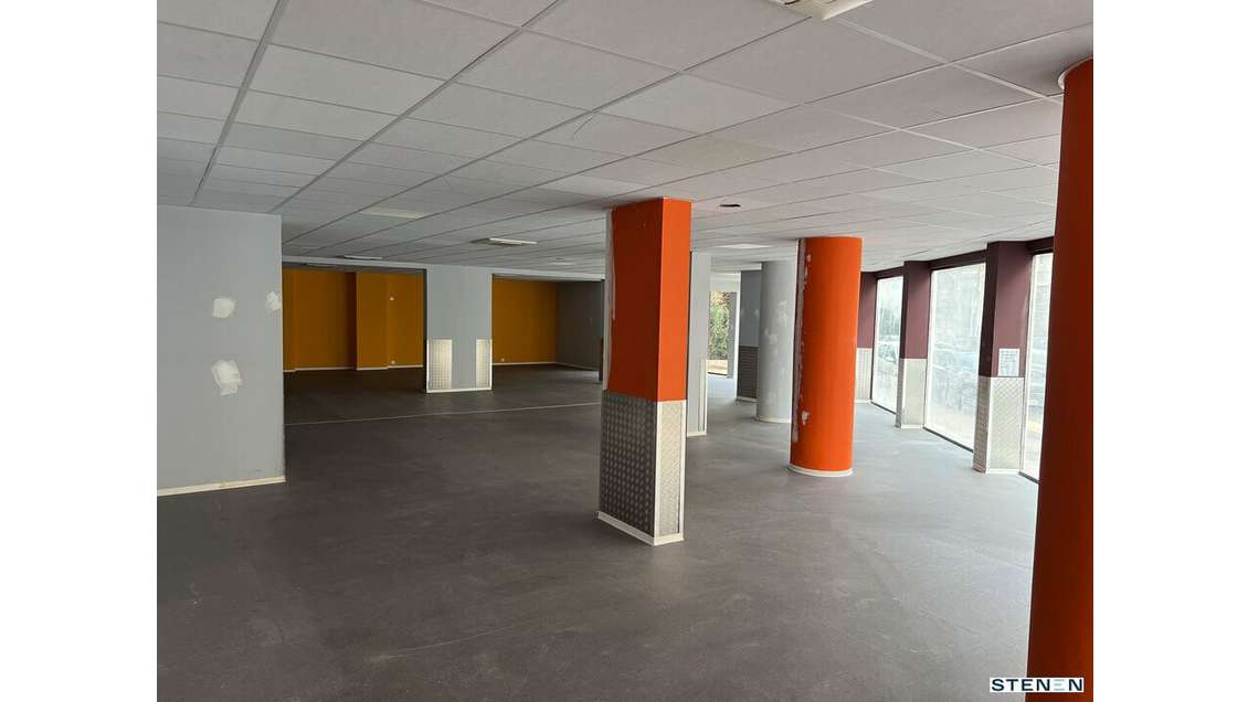 Cède local commercial de 370m² à Marseille 13006
