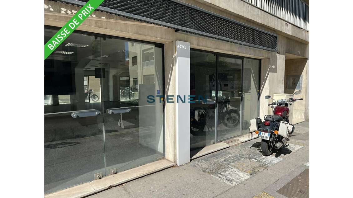 Location local commercial 1020m² Marseille 13006