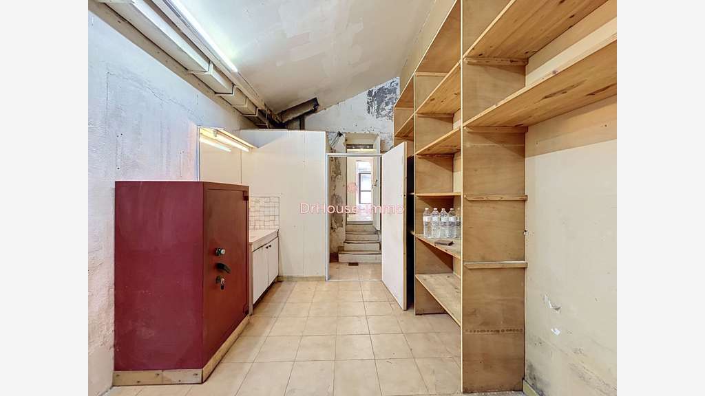 Local commercial de 52m² à louer à Marseille 13006