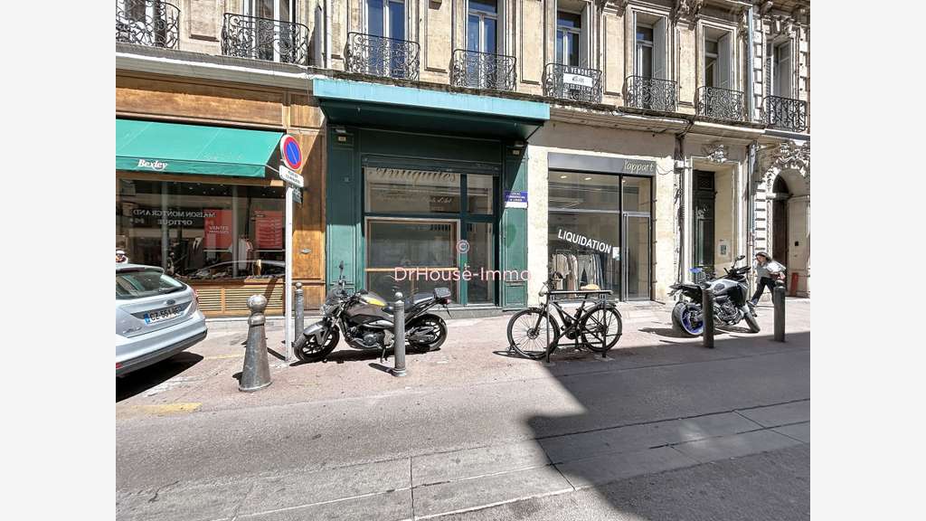 Local commercial de 52m² à louer à Marseille 13006