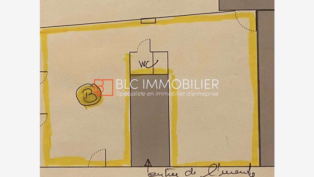 Local commercial à louer 103m² à Marseille 6e